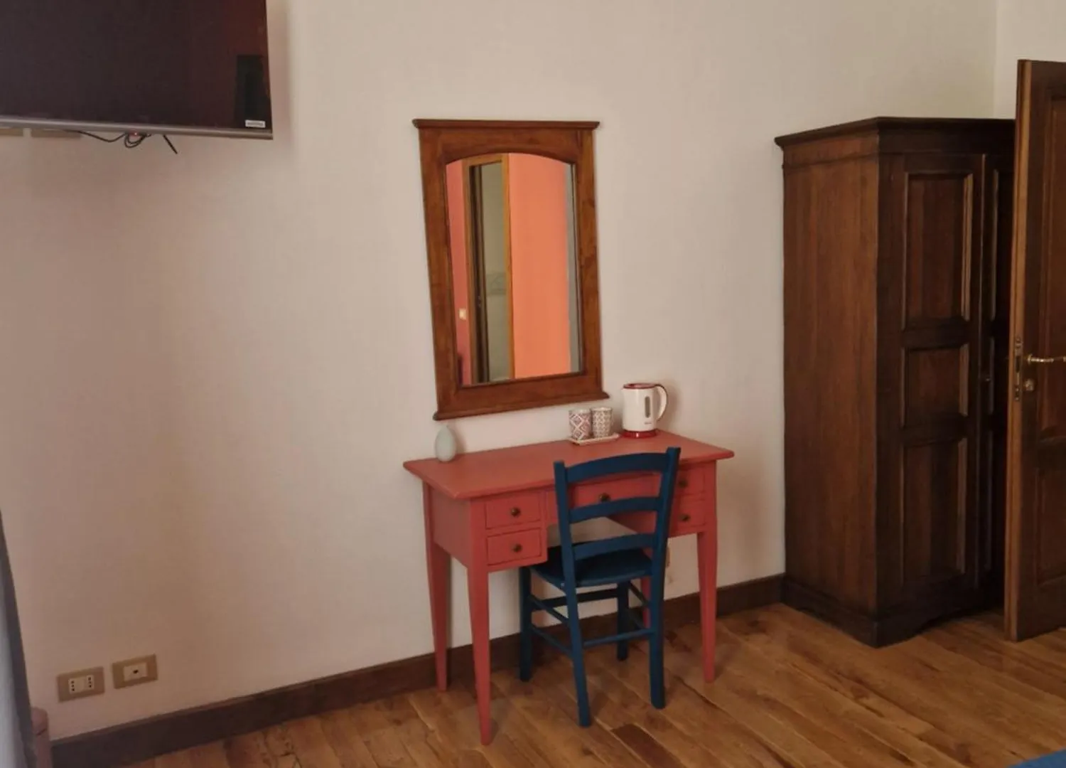Pepe'S Place - Carlo Alberto Roma 0*,  İtalya